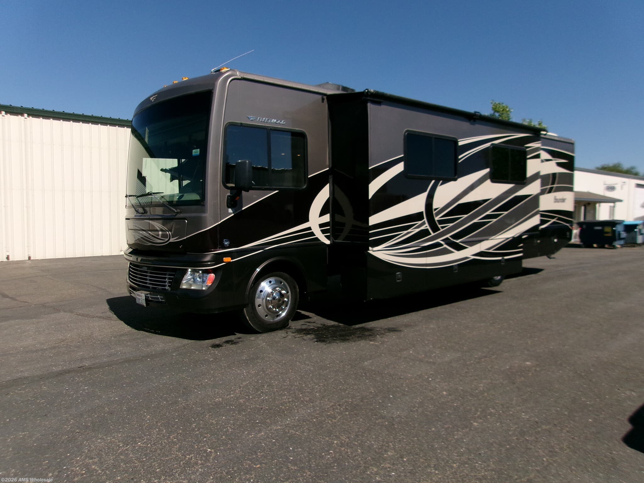2015 Bounder 35K by Fleetwood from AMS Wholesale in Placerville, California