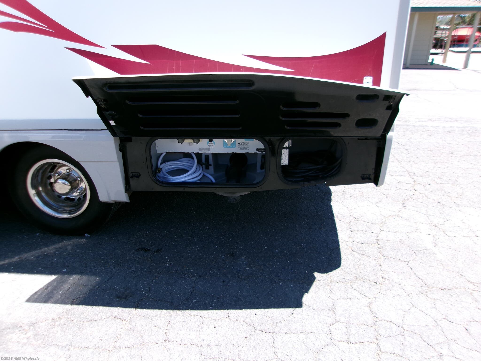 2008 Itasca Navion 24h - Used Class C For Sale by AMS Wholesale in Placerville, California