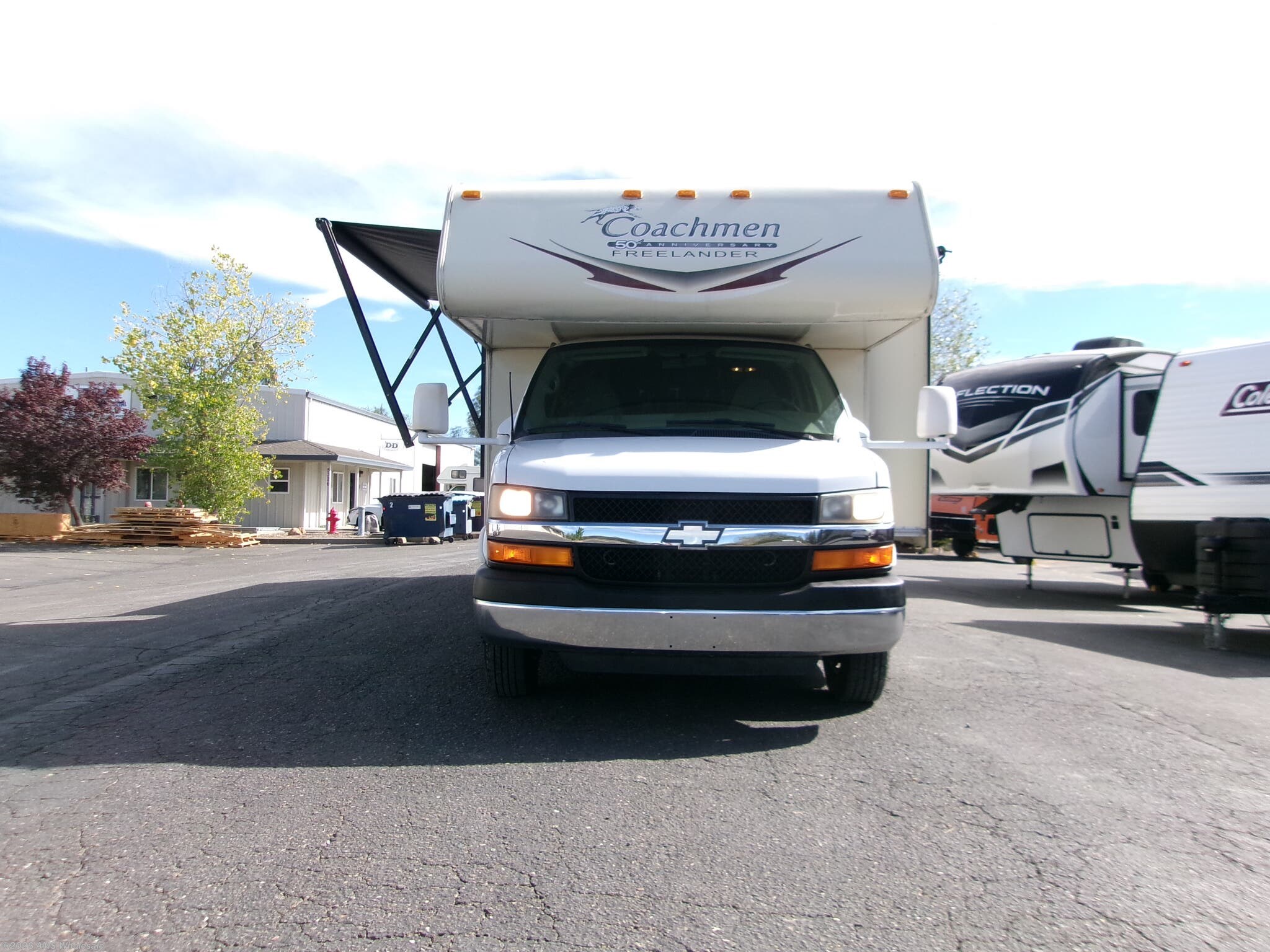 2014 Freelander 32BH (Chevy) by Coachmen from AMS Wholesale in Placerville, California