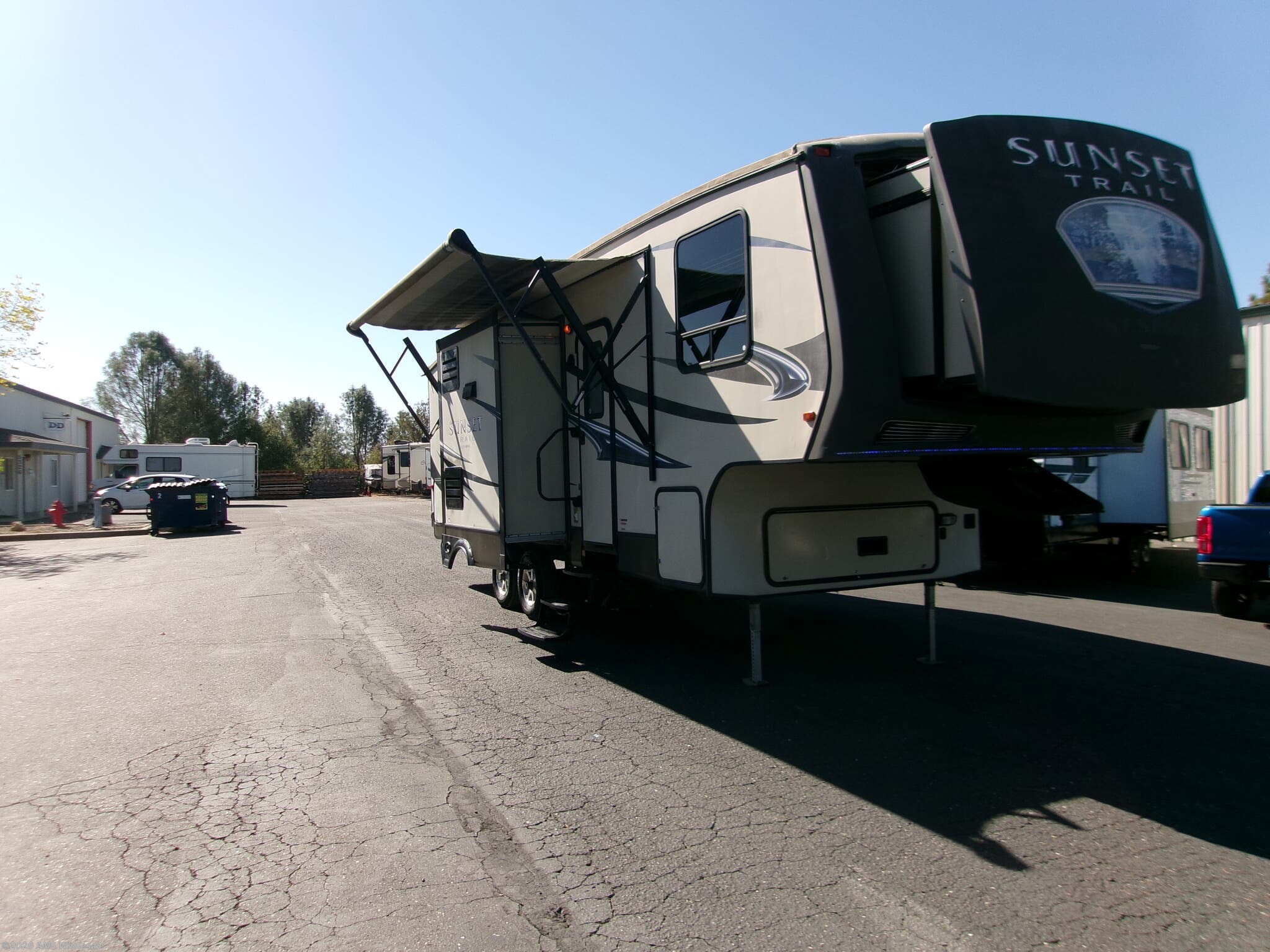 2013 Sunset Trail 28bh by CrossRoads from AMS Wholesale in Placerville, California