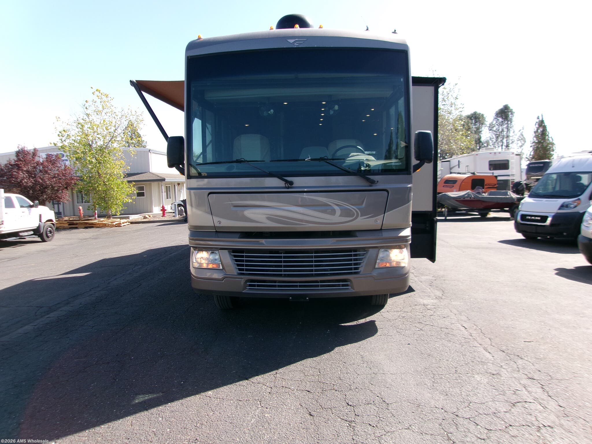 2015 Bounder 35K by Fleetwood from AMS Wholesale in Placerville, California