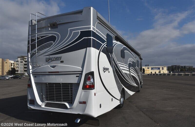 2024 Discovery LXE by Fleetwood from West Coast Luxury Motorcoach in Orange, California