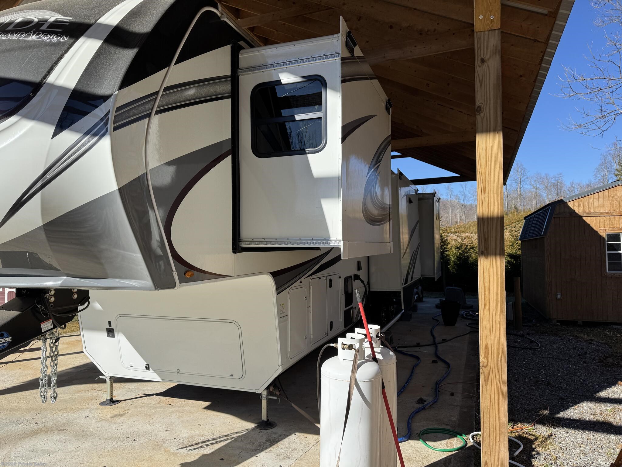 Used 2022 Grand Design Solitude 3950BH-R available in Burnsville, North Carolina