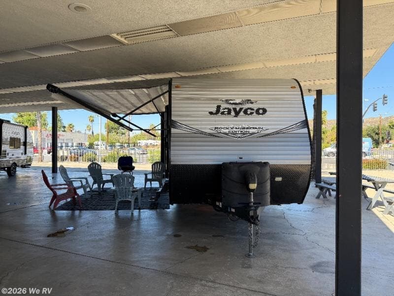 2020 Jayco Jay Flight SLX 8 242BHS - Used Travel Trailer For Sale by We RV in Hemet, California features Slideout