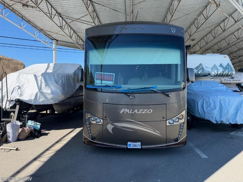 2016 Palazzo 33.2 by Thor Motor Coach from We RV in Hemet, California