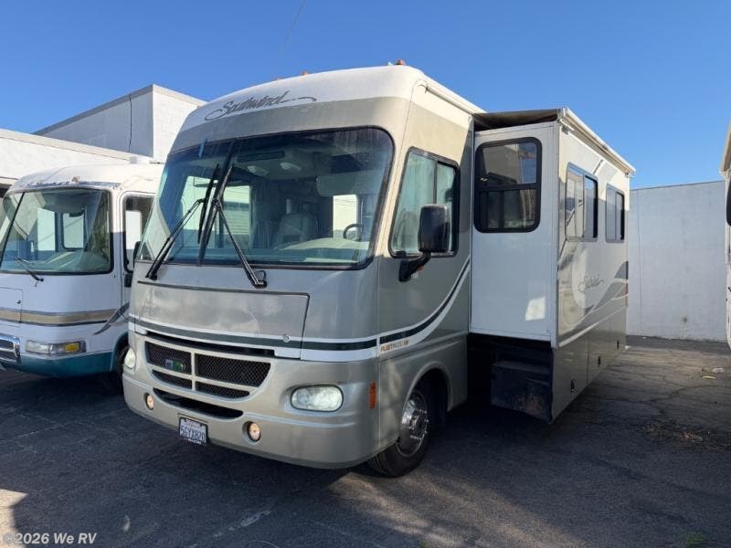 2004 Fleetwood Southwind 32VS - Used Class A For Sale by We RV in Hemet, California