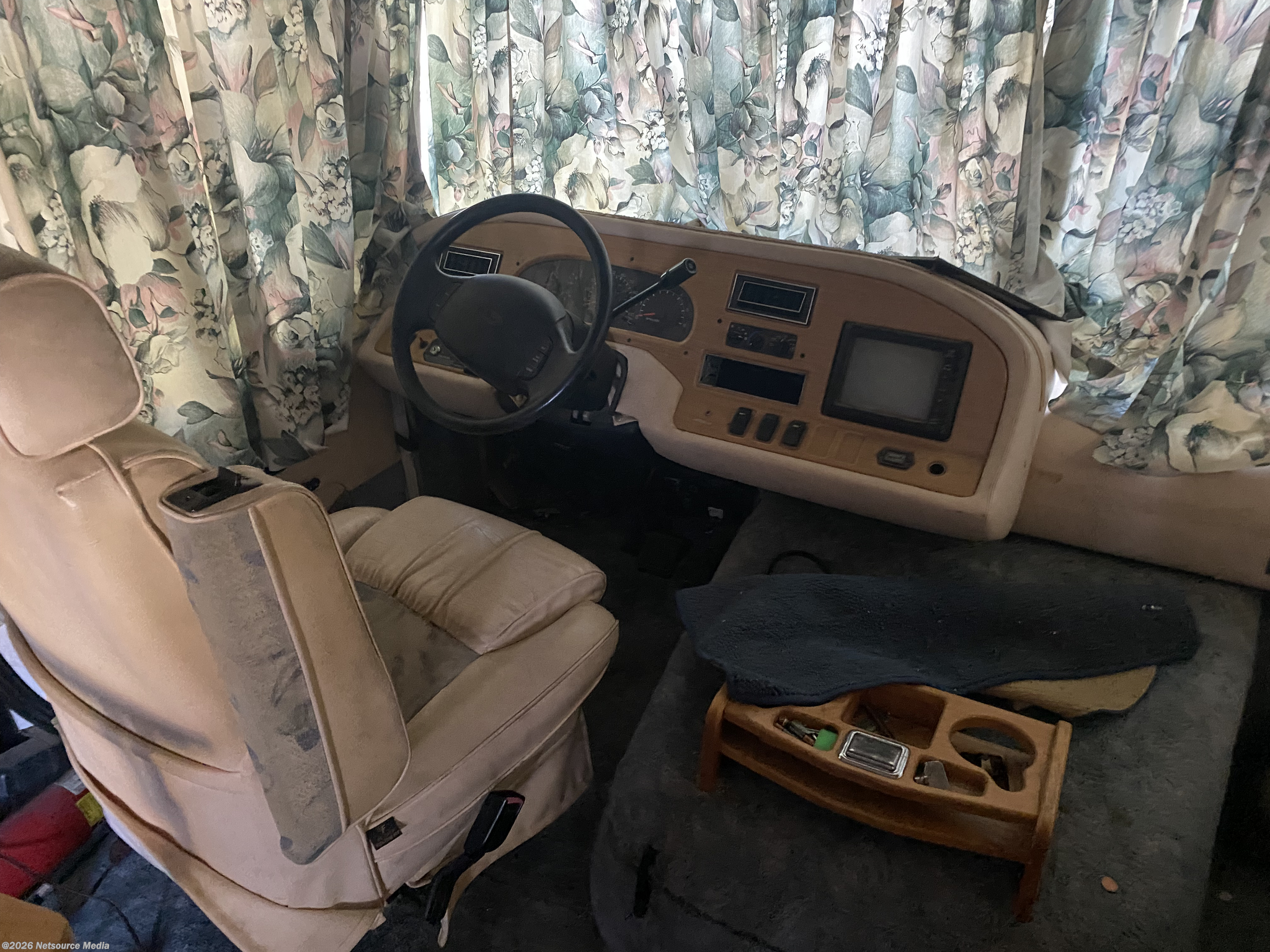 Used 1999 Rexhall Aerbus available in Sunland, California