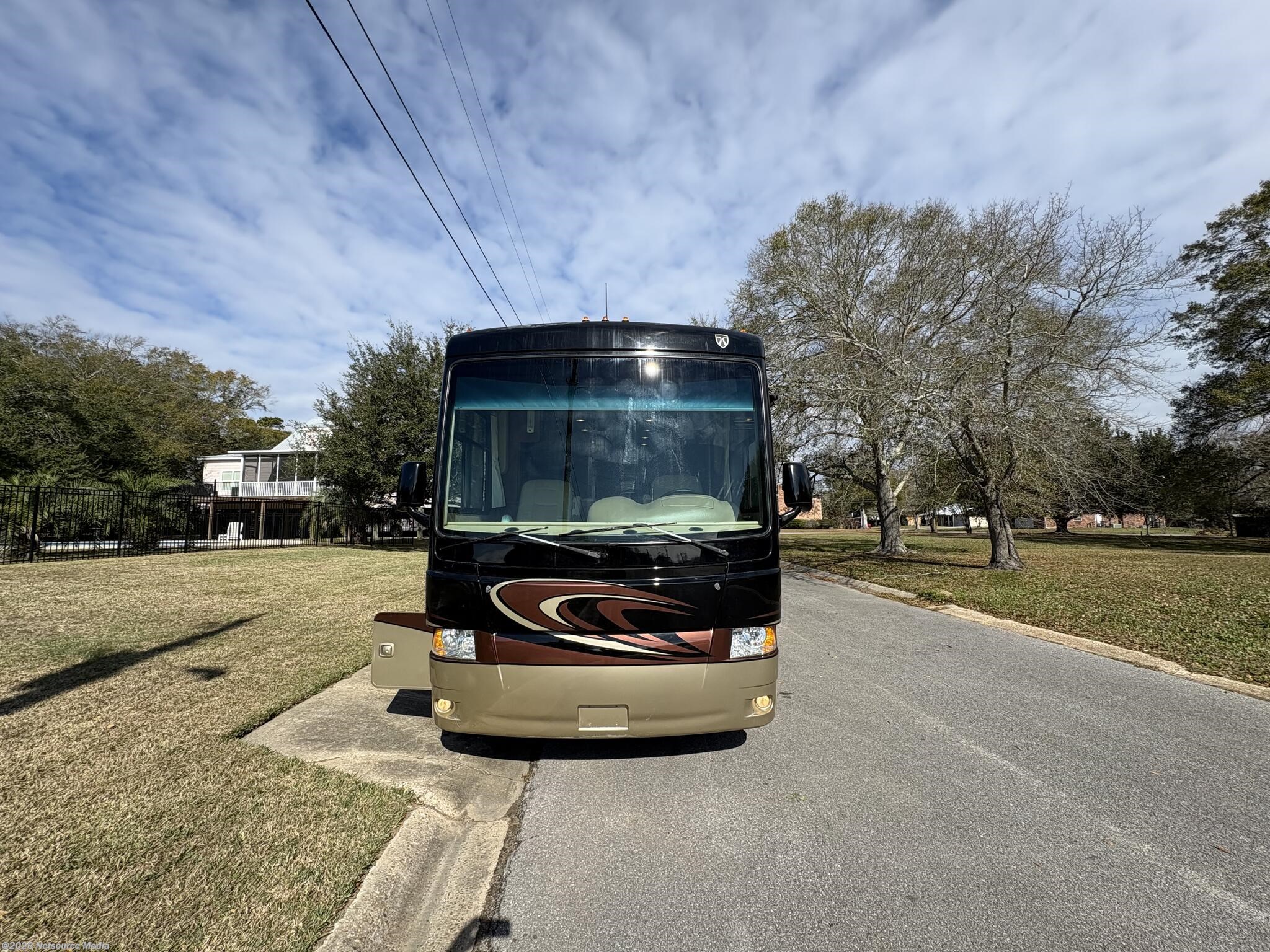 2015 Palazzo 36.1 by Thor Motor Coach from For Sale By Owner in Pascagoula, Mississippi