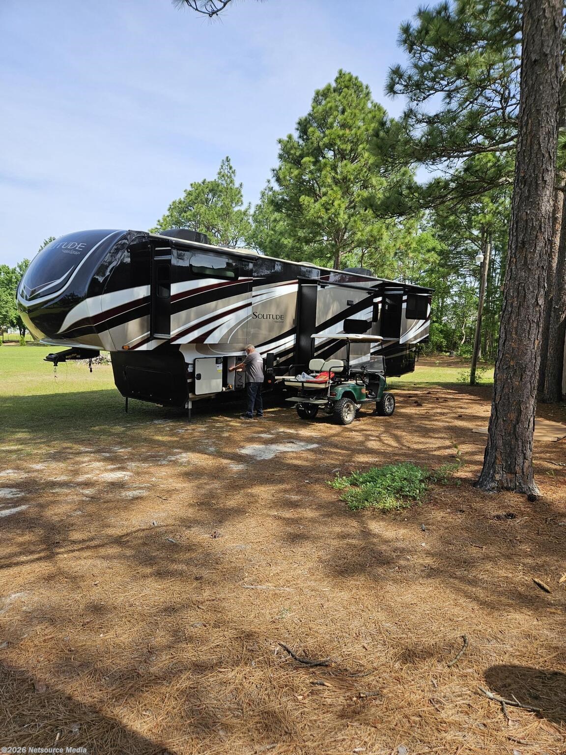 2019 Grand Design Solitude 375RES-R - Used Fifth Wheel For Sale by For Sale By Owner in Pointblank, Texas