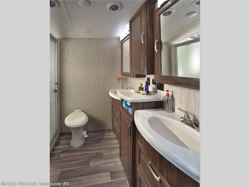 2018 Cardinal 3456RL by Forest River from McCords Vancouver RV in Battle Ground, Washington