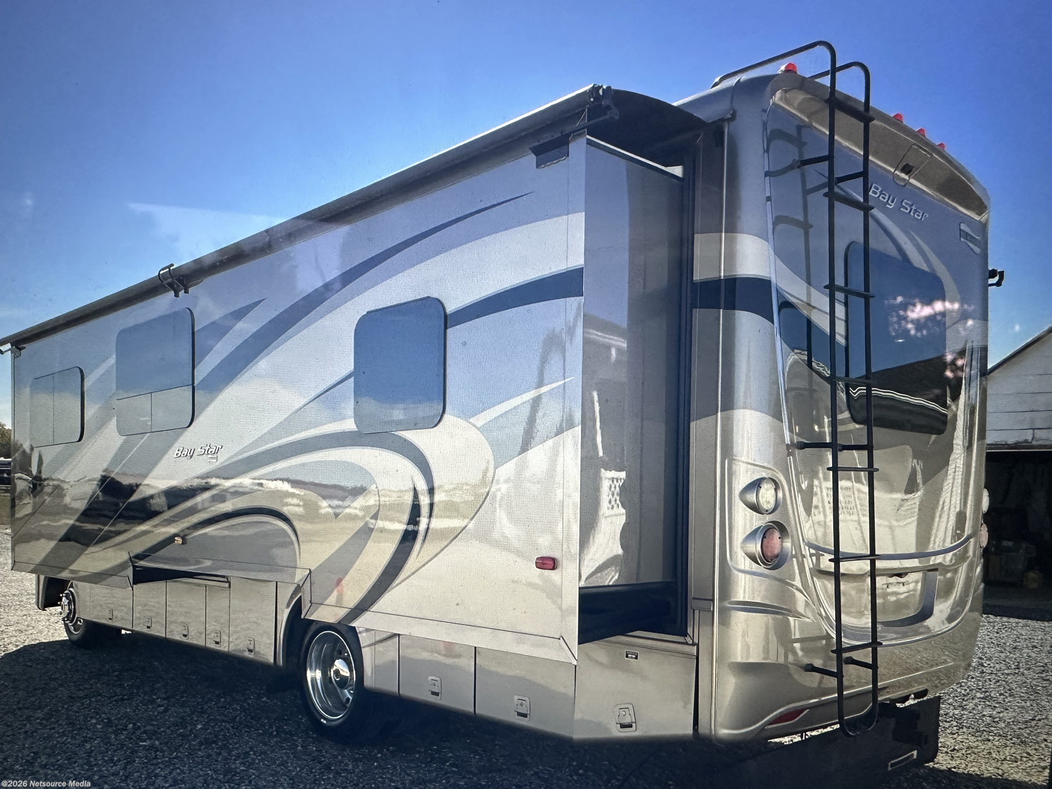 2015 Newmar Bay Star 3124 - Used Class A For Sale by For Sale By Owner in Las vegas, Nevada