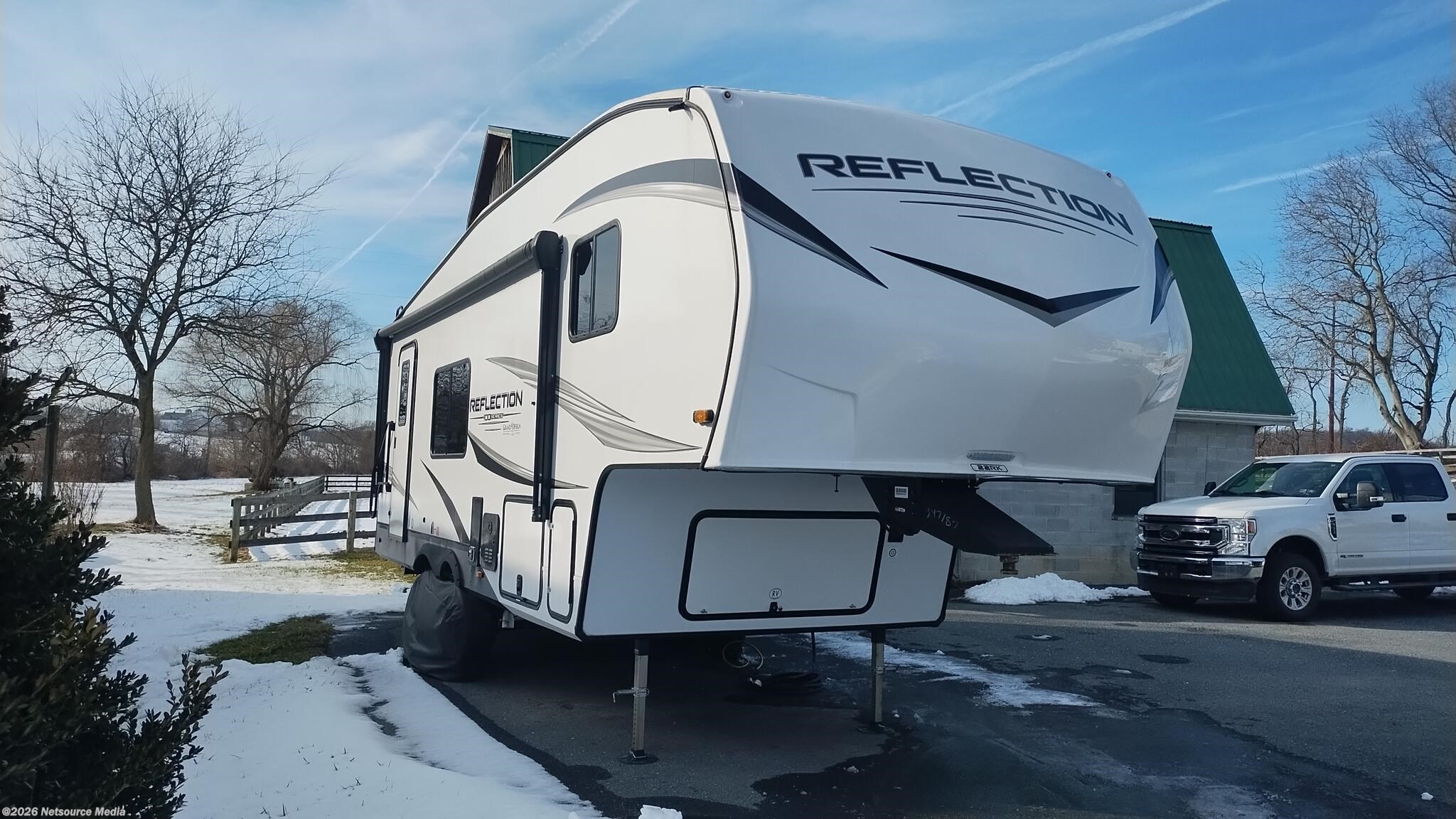 2024 Grand Design Reflection 100 Series 22RK - Used Fifth Wheel For Sale by For Sale By Owner in Pequea, Pennsylvania features Smoke Detector, Slideout, Enclosed Water Tank, Queen Bed, Stereo System