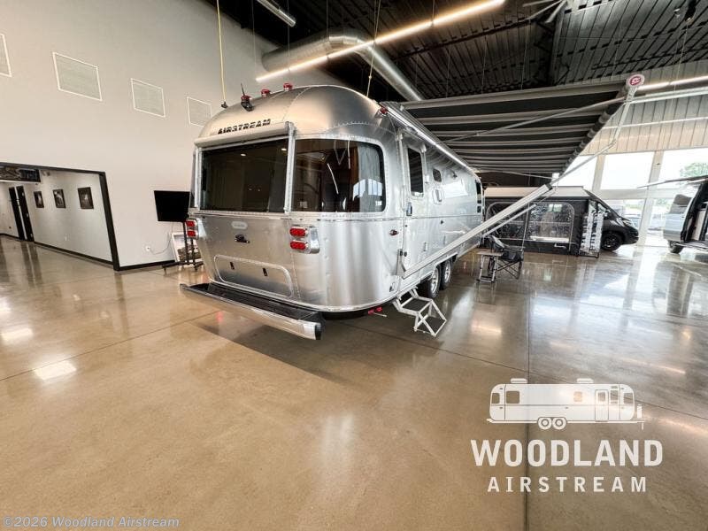 New 2025 Airstream Globetrotter 27FB available in Lebanon, Indiana