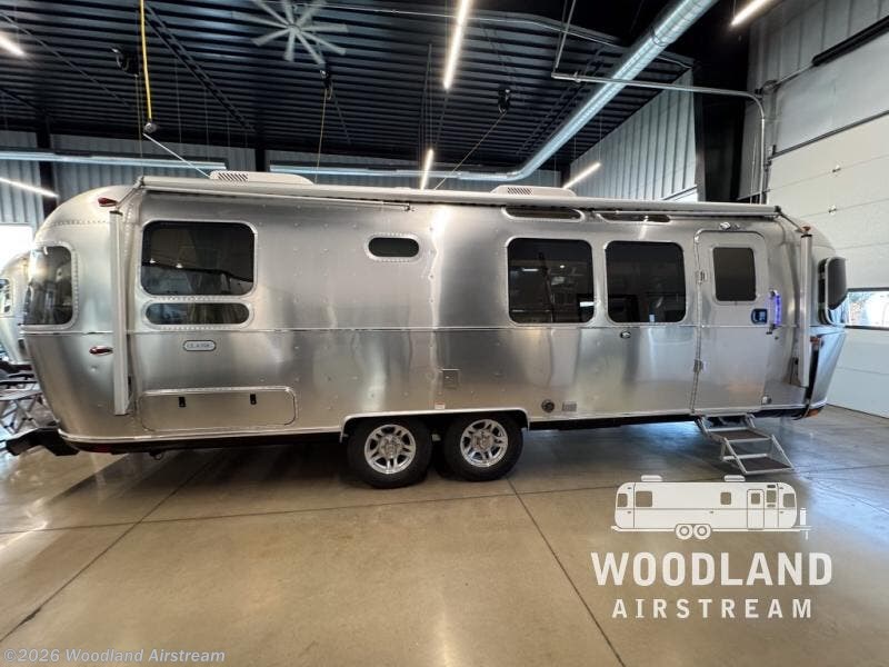 2026 Classic 28RB Twin by Airstream from Woodland Airstream in Lebanon, Indiana