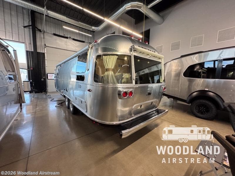 New 2026 Airstream Classic 28RB Twin available in Lebanon, Indiana