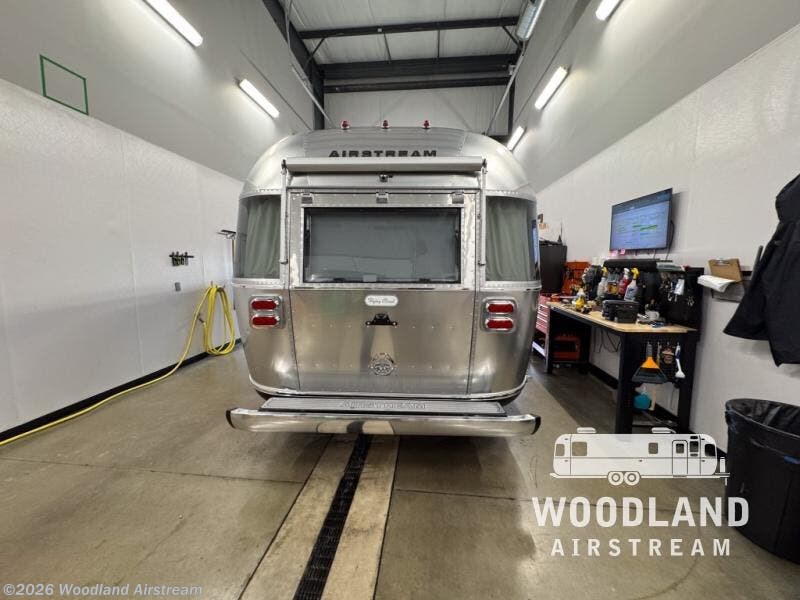 New 2026 Airstream Flying Cloud 25FB Twin available in Lebanon, Indiana