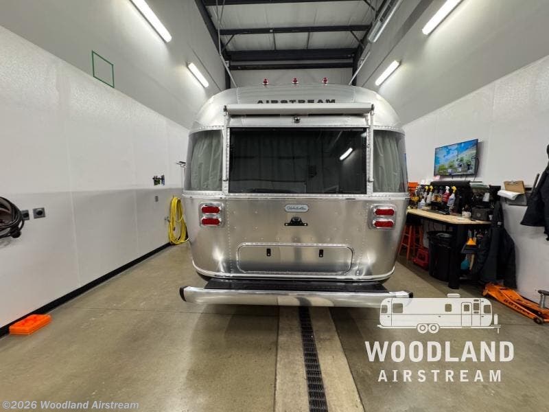 New 2026 Airstream Globetrotter 25FB Twin available in Lebanon, Indiana