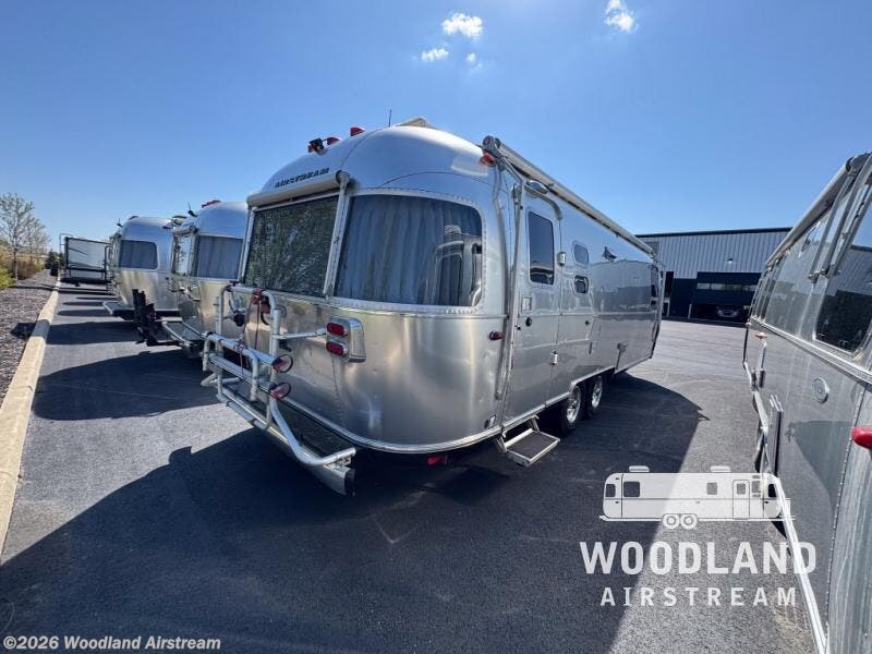 2018 Globetrotter 27FB by Airstream from Woodland Airstream in Lebanon, Indiana