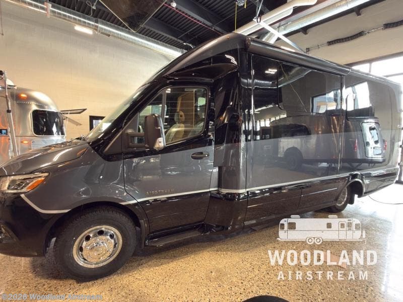 2026 Atlas 25MS Murphy Suite by Airstream from Woodland Airstream in Clarkston, Michigan