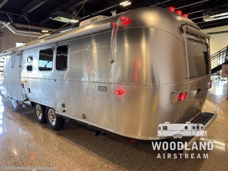 New 2026 Airstream Classic 33FB available in Clarkston, Michigan