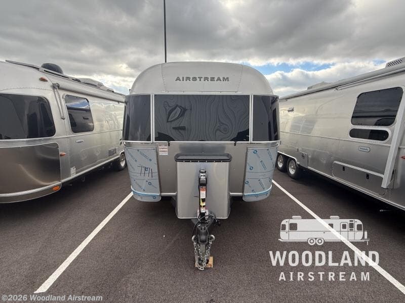2026 Globetrotter 25FB by Airstream from Woodland Airstream in Georgetown, Kentucky