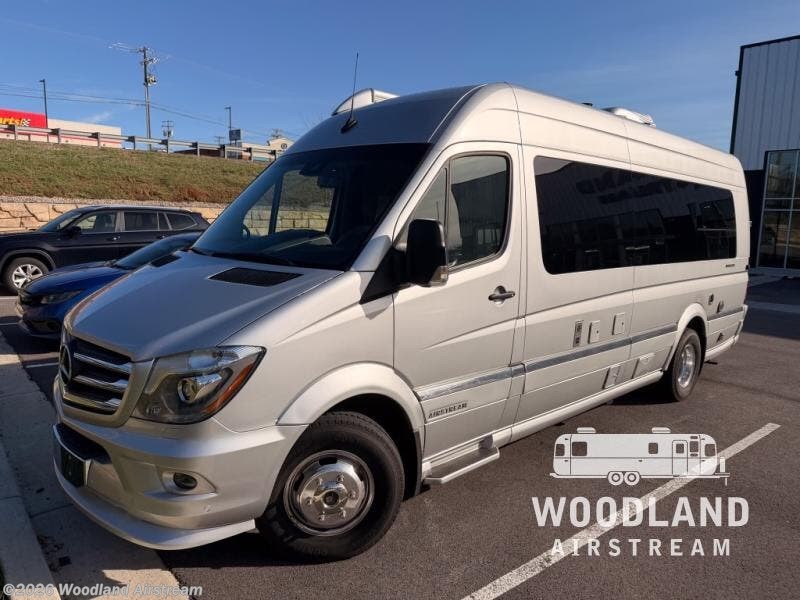2019 Interstate 24GT Std. Model by Airstream from Woodland Airstream in Georgetown, Kentucky