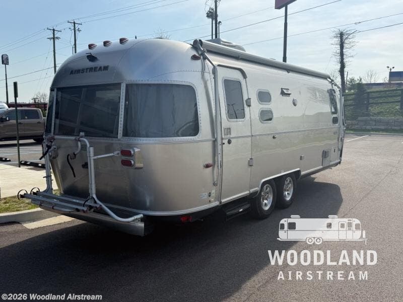 2015 Flying Cloud 25FB by Airstream from Woodland Airstream in Georgetown, Kentucky