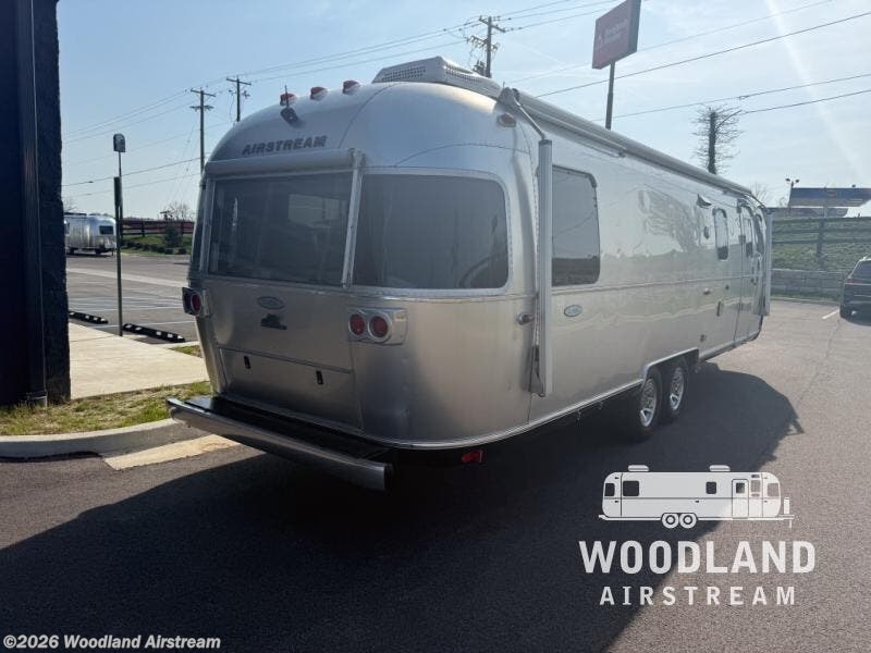 Used 2018 Airstream Classic 30RB available in Georgetown, Kentucky