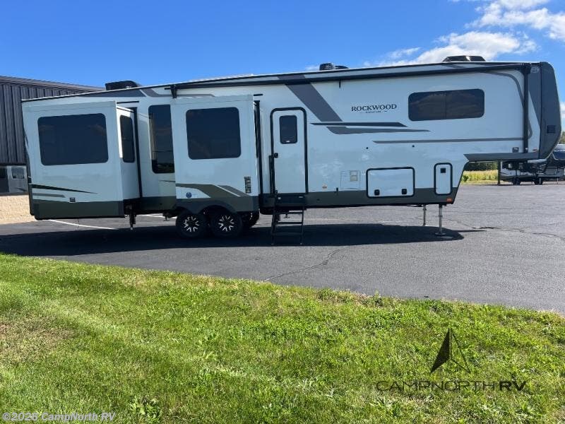 2027 Rockwood Signature 404SRK by Forest River from CampNorth RV in Schoolcraft, Michigan