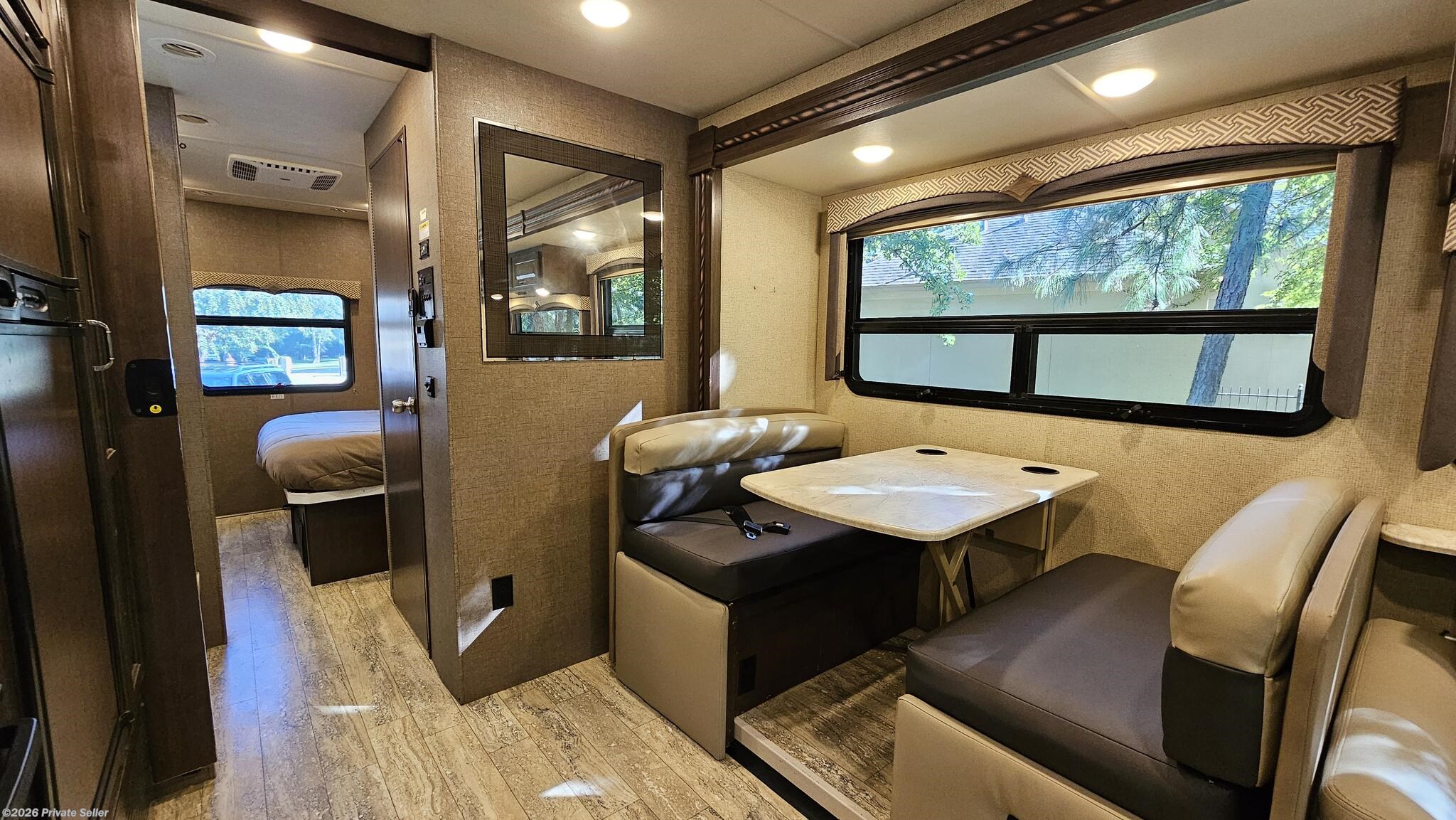 2017 Hurricane Used 2017 Thor Motor Coach 31S by Thor Motor Coach from For Sale By Owner in Montgomery, Texas