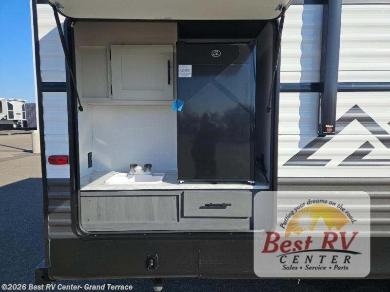 New 2025 Dutchmen Aspen Trail LE 29TB available in Grand Terrace, California