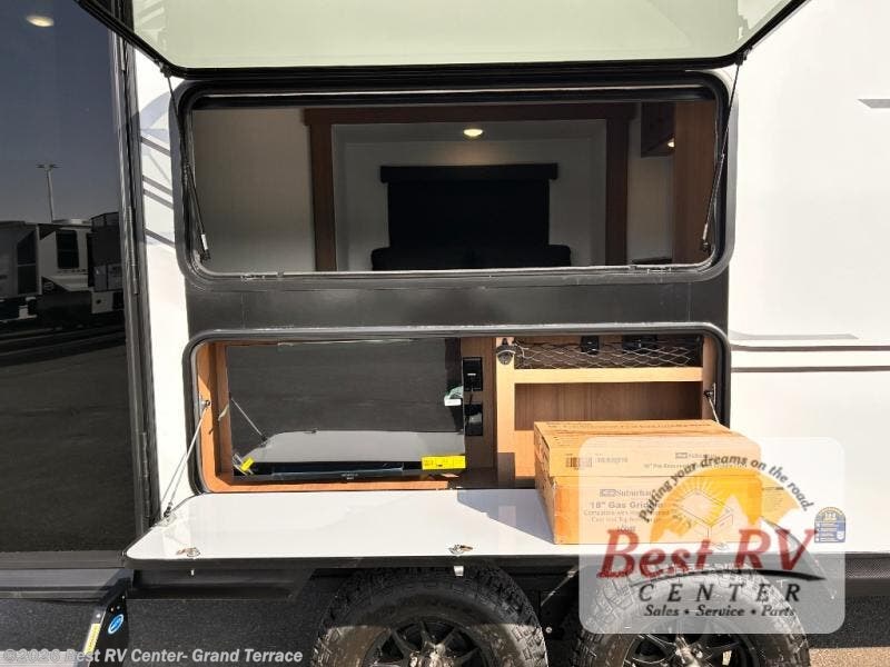 New 2026 Coachmen Apex Nano 216RKS available in Grand Terrace, California