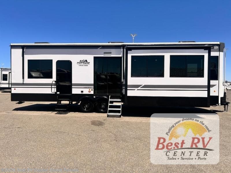 2027 Cedar Creek Cottage 40CCK by Forest River from Best RV Center- Grand Terrace in Grand Terrace, California