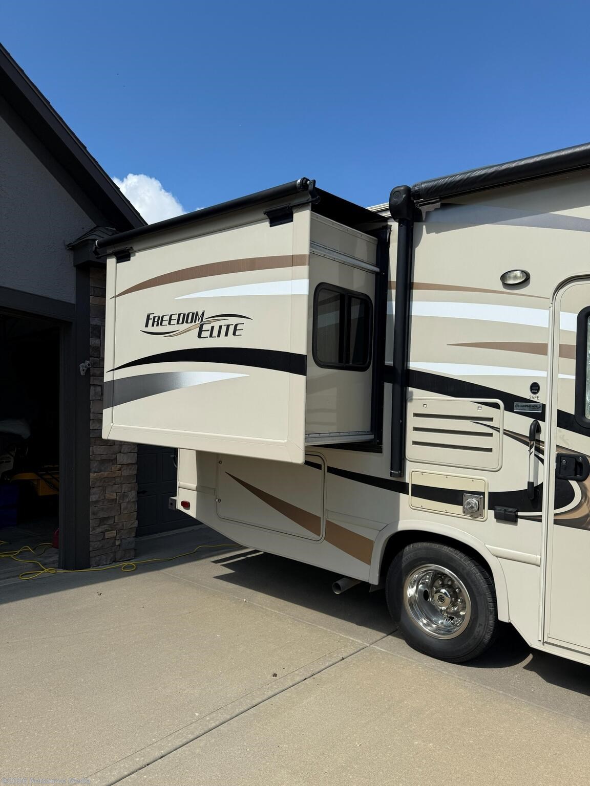 2016 Freedom Elite 26 FE by Thor Motor Coach from For Sale By Owner in Blue Springs, Missouri, Missouri