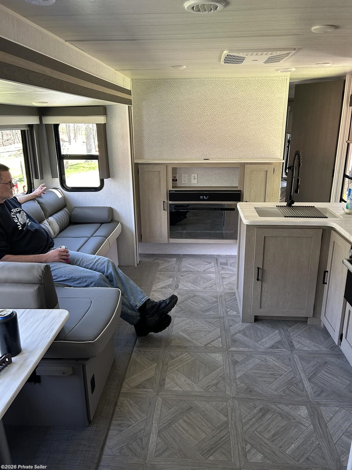 Used 2023 Forest River Wildwood 31KQBTS available in Ellerslie, Maryland