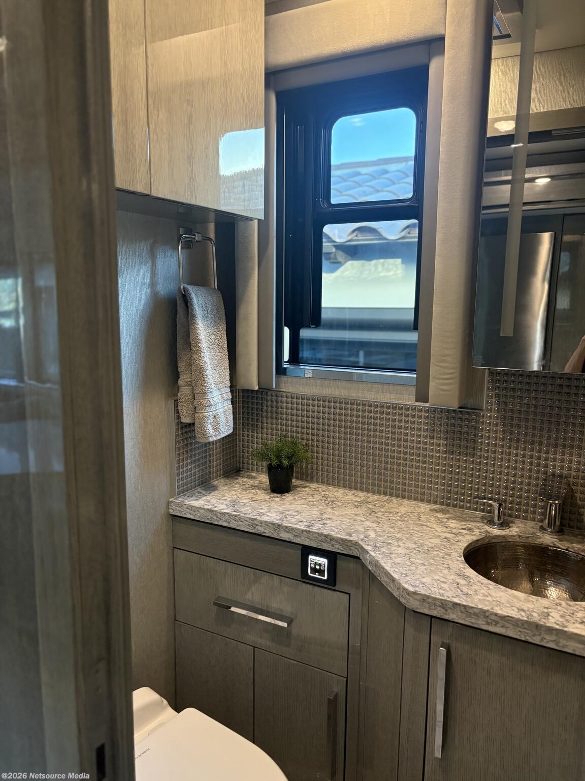 2021 King Aire by Newmar from For Sale By Owner in Discovery Bay, California