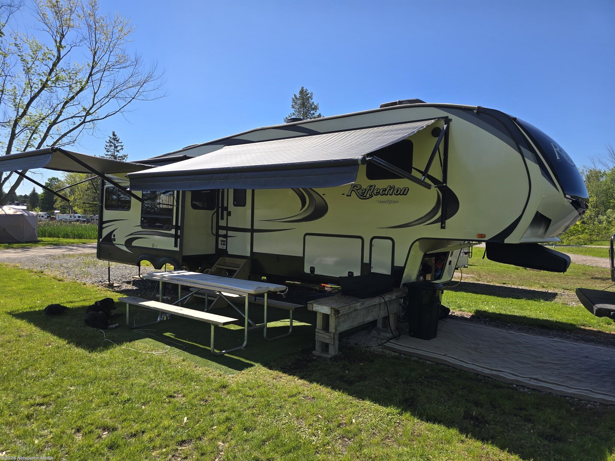 2019 Grand Design Reflection 337RLS - Used Fifth Wheel For Sale by For Sale By Owner in Rochester, New York