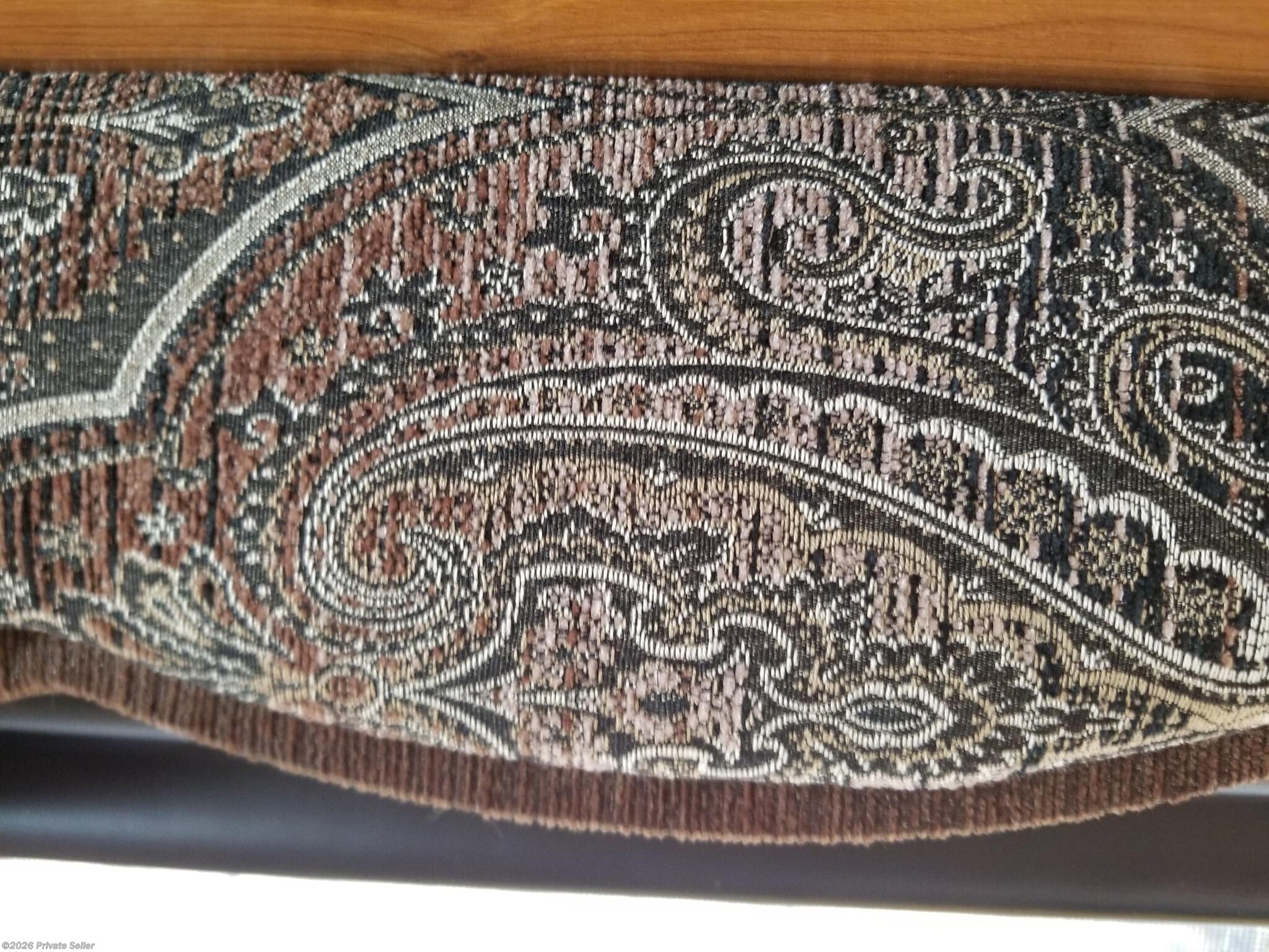 Valance pattern