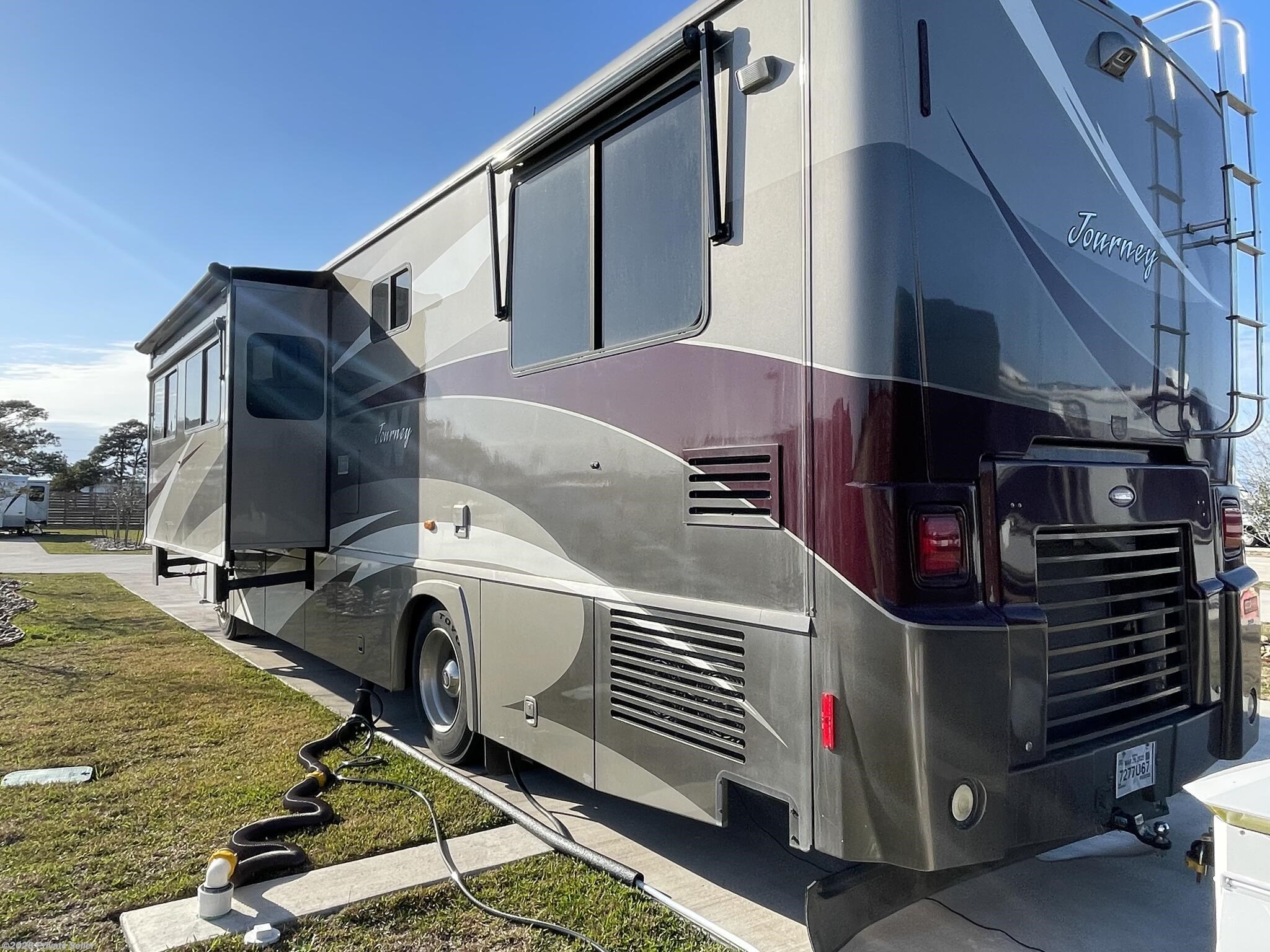 2008 Winnebago Journey WPK37H - Used Class A For Sale by For Sale By Owner in Murrieta, California