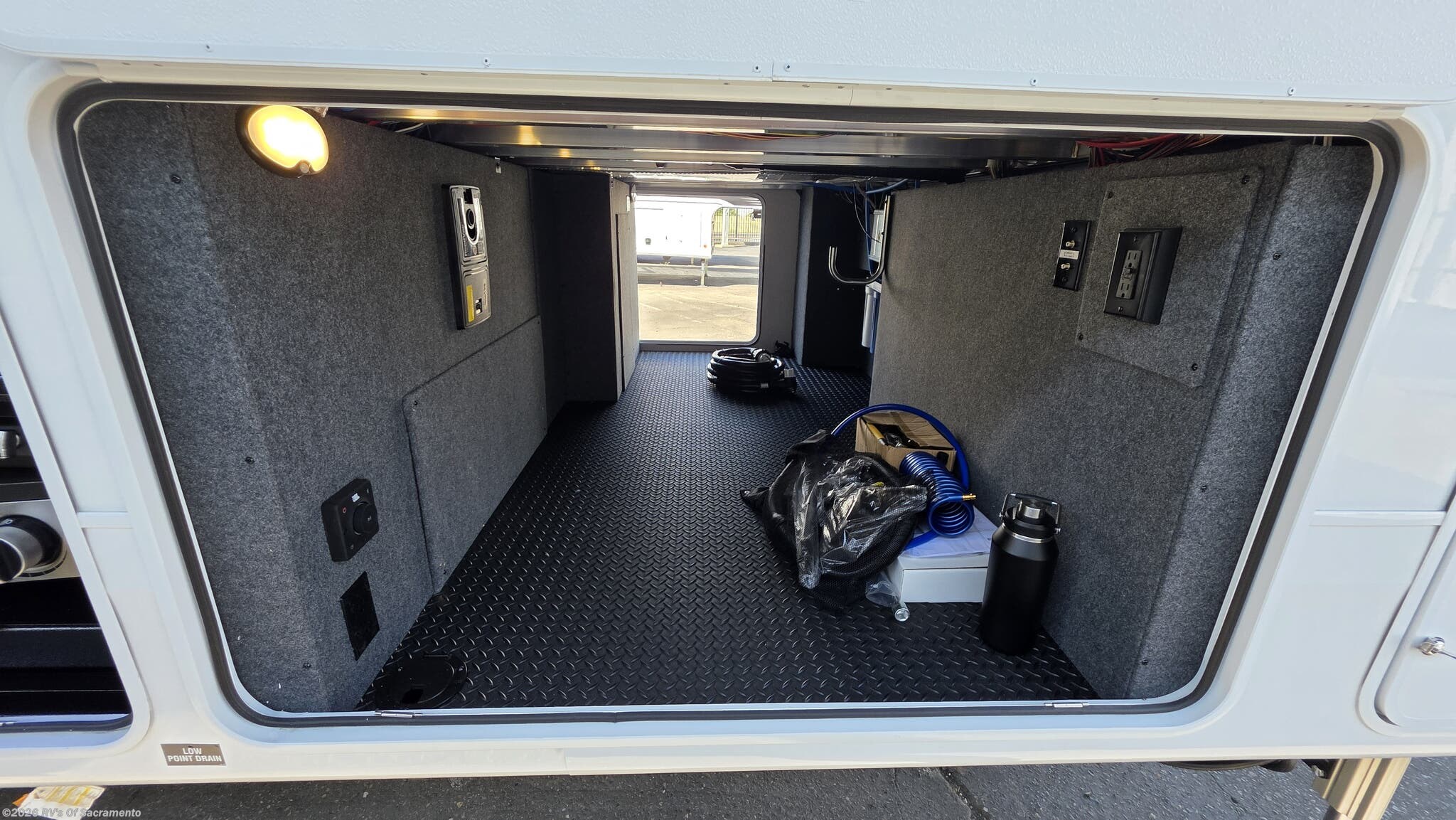 New 2026 Jayco North Point 377RLBH available in Elk Grove, California