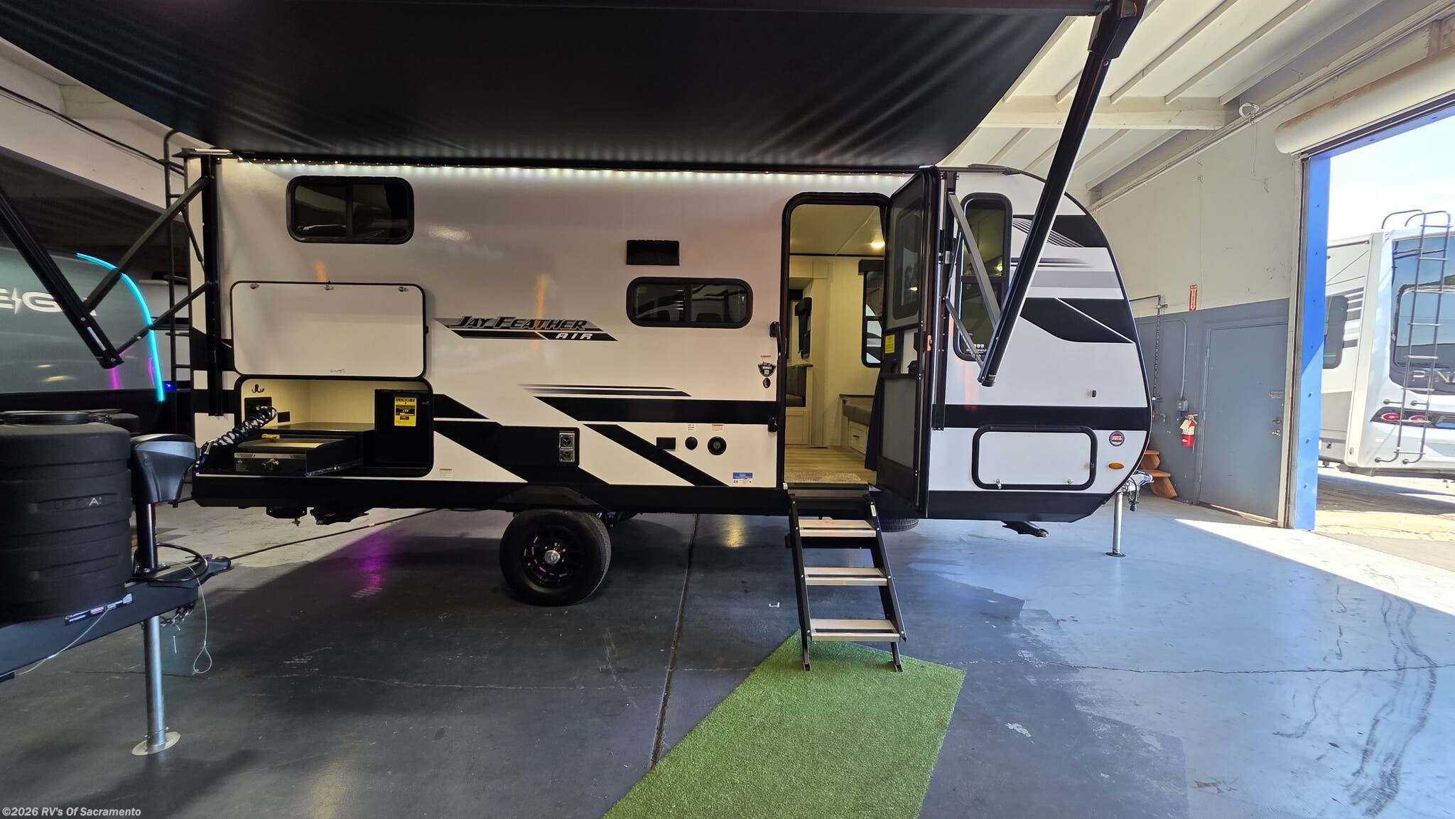 New 2026 Jayco Jay Feather Air 19MBS available in Elk Grove, California