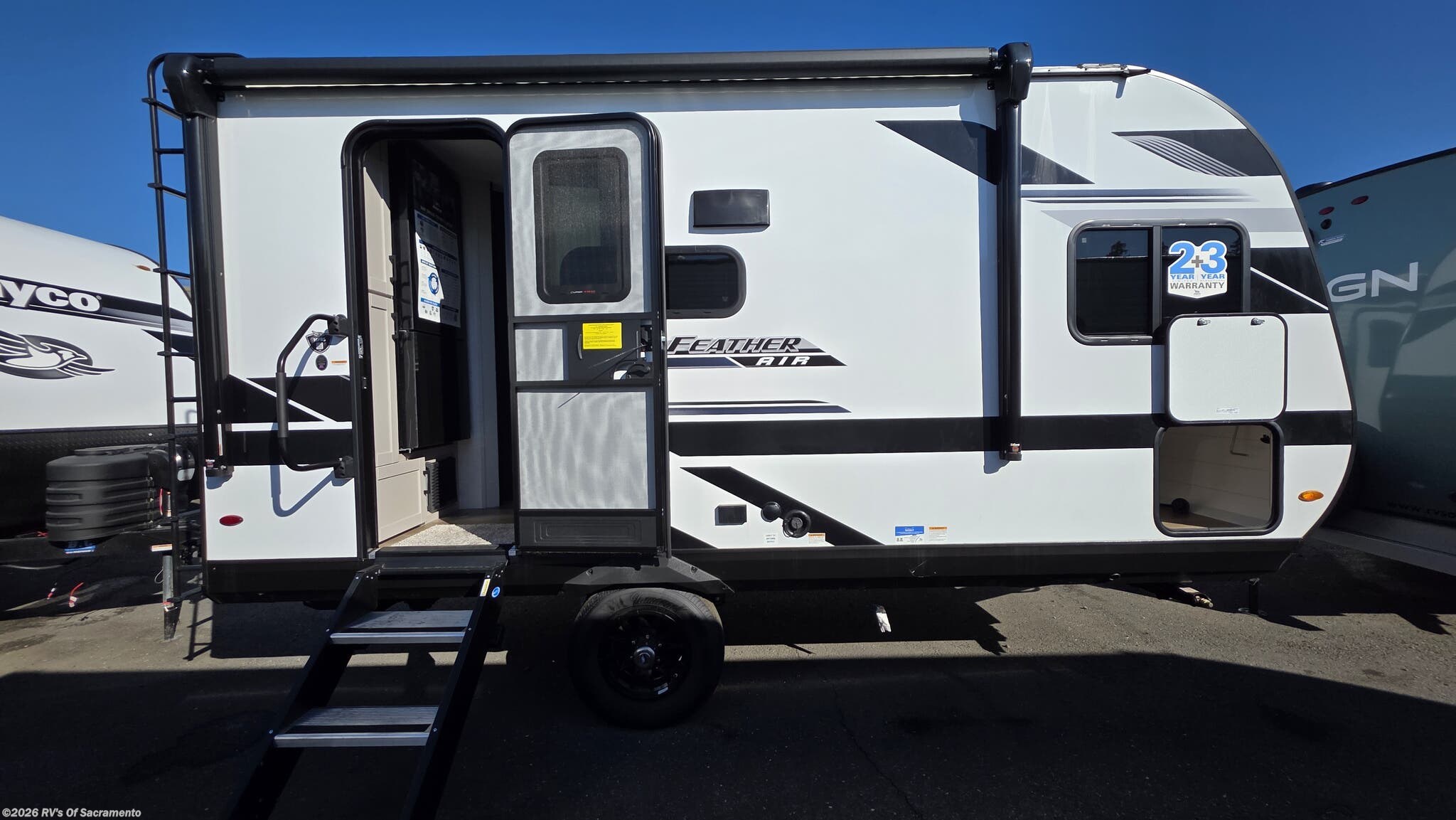 New 2026 Jayco Jay Feather Air 16FBS available in Elk Grove, California