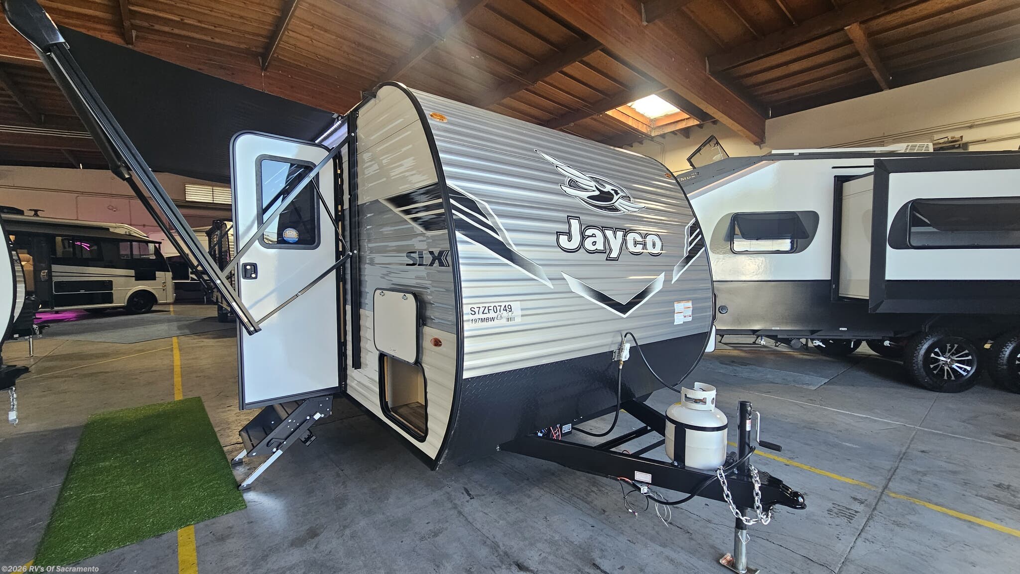 New 2026 Jayco Jay Flight SLX 197MBW available in Elk Grove, California