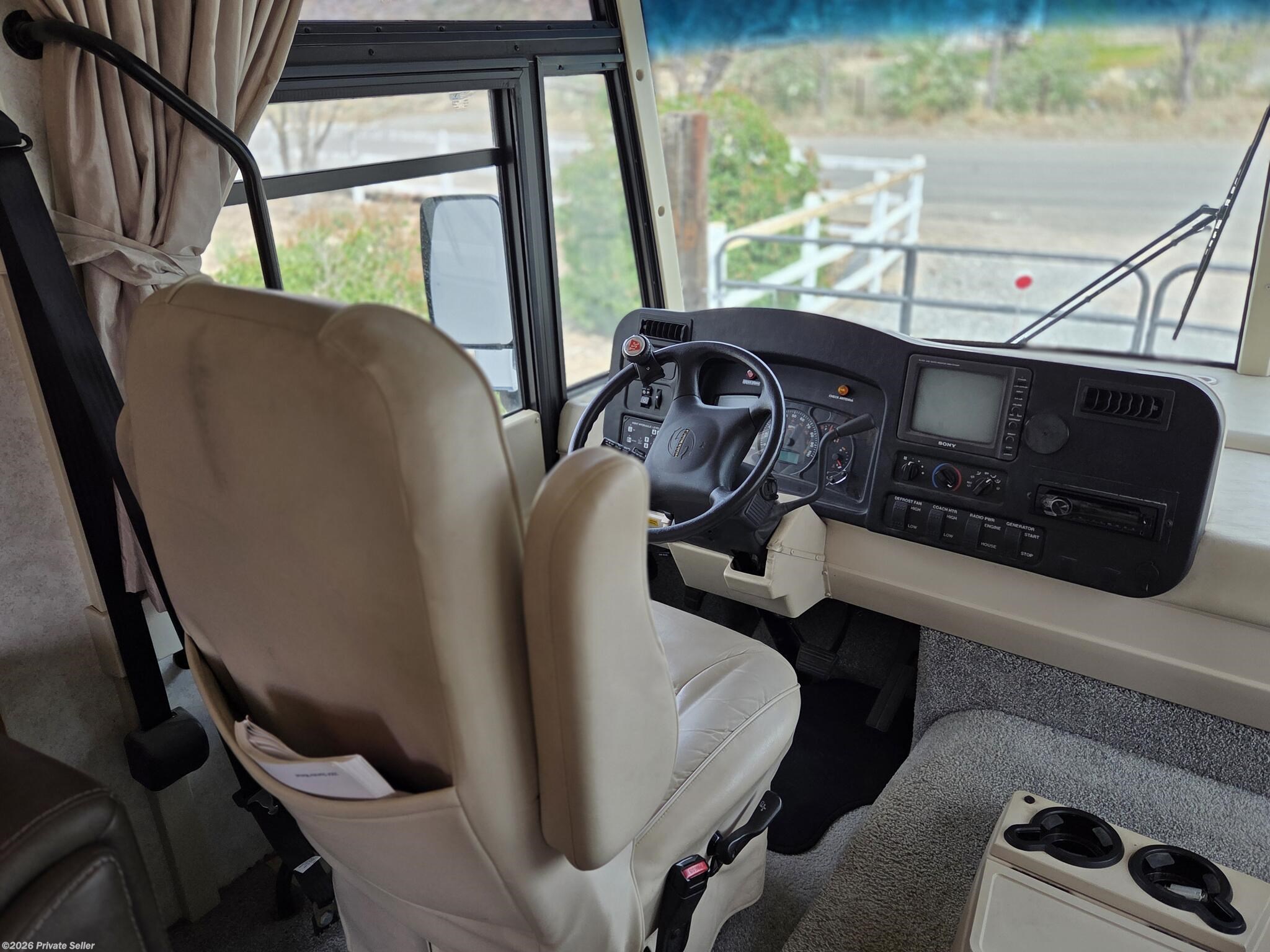 2004 Winnebago Brave - Used Class A For Sale by For Sale By Owner in Yerington, Nevada