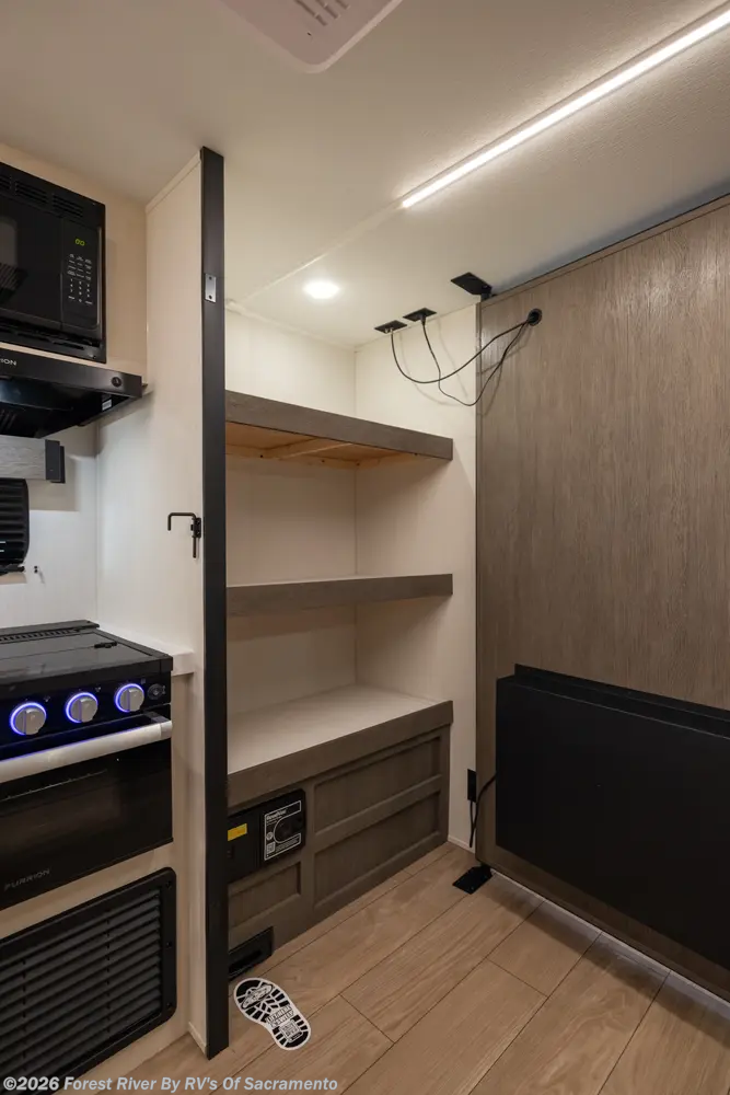 New 2026 Forest River Cherokee Alpha Wolf 24TRUNK available in Sacramento, California
