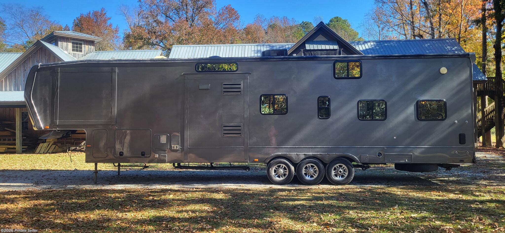 2011 Heartland Cyclone 3940 - Used Toy Hauler For Sale by For Sale By Owner in Jacksonville, North Carolina