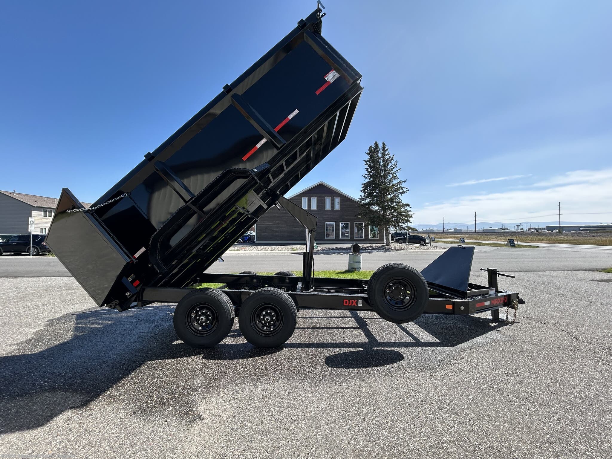 2027 MAXXD DJX photo 6