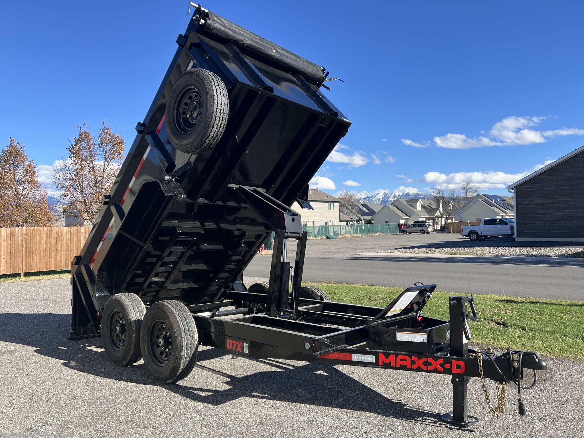 2027 MAXXD D7X photo 6