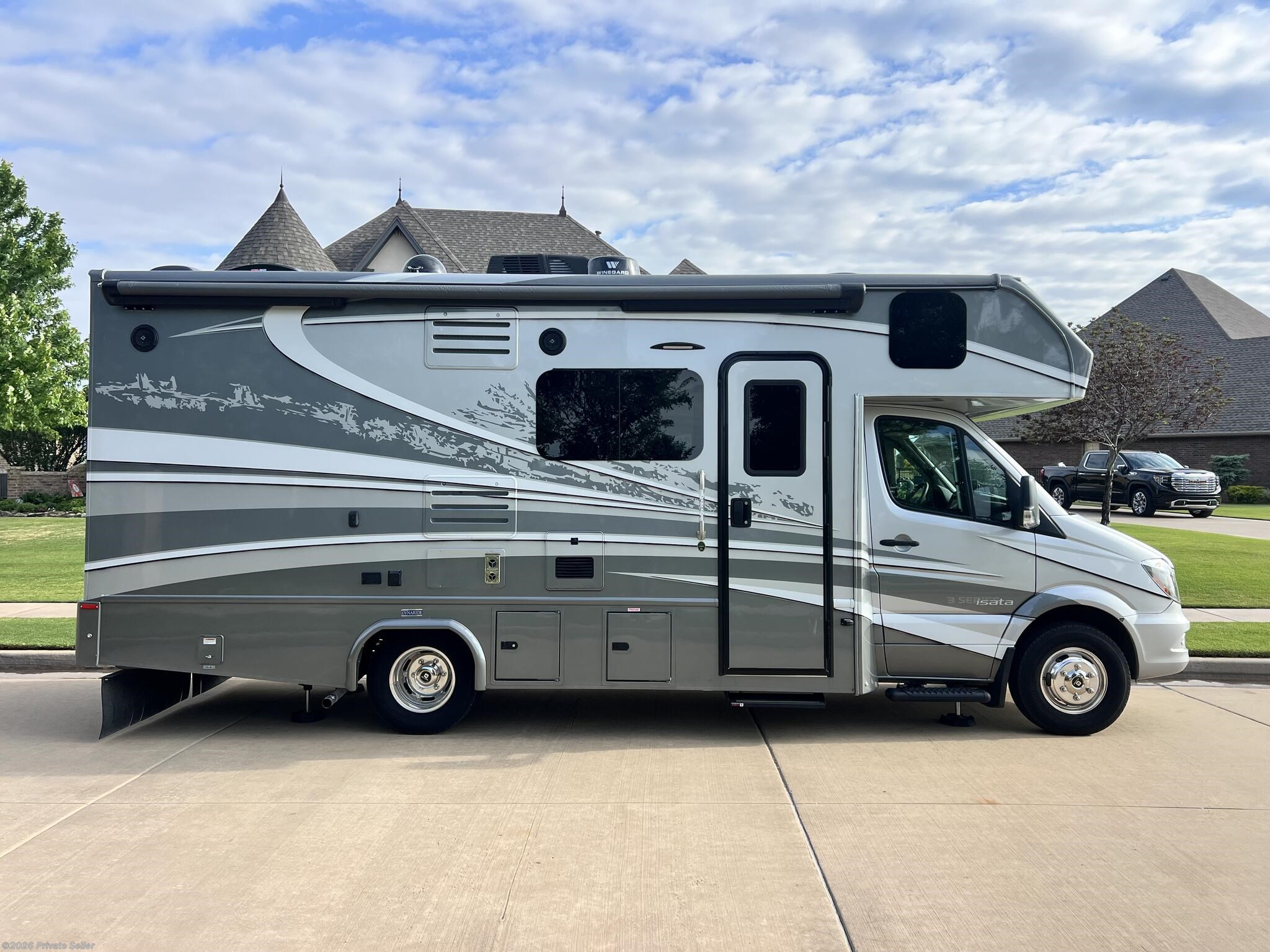 2020 Isata 3 Series 24FW by Dynamax Corp from For Sale By Owner in Enid, Oklahoma