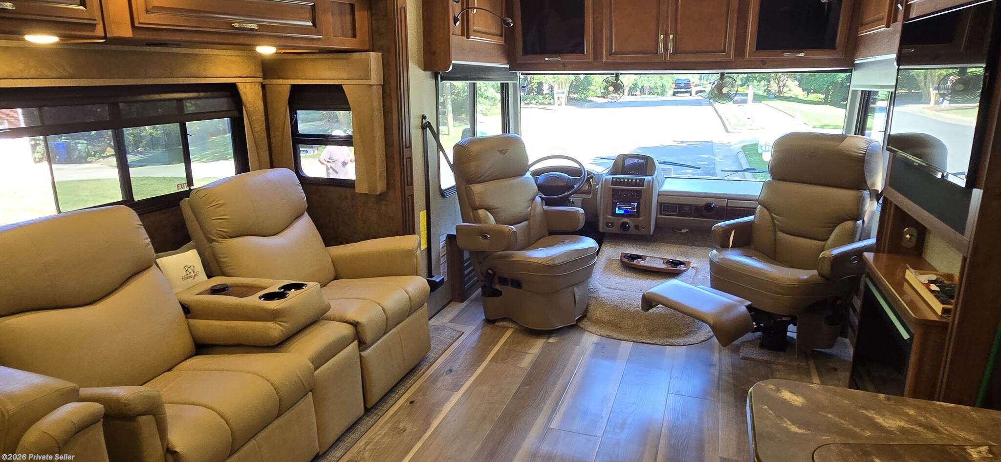 2014 Fleetwood Bounder 36 - Used Class A For Sale by For Sale By Owner in Raleigh, North Carolina